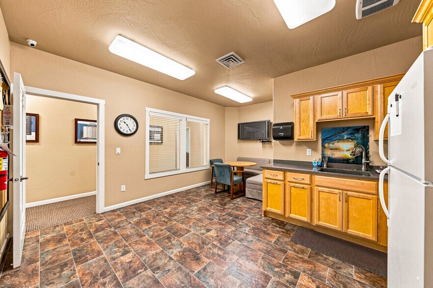 More Photos Of 2436 W Main St, Medford Office For Sale