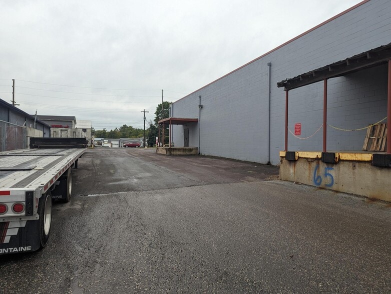 More Photos Of 43 E Bridge St, Spring City Unknown For Lease