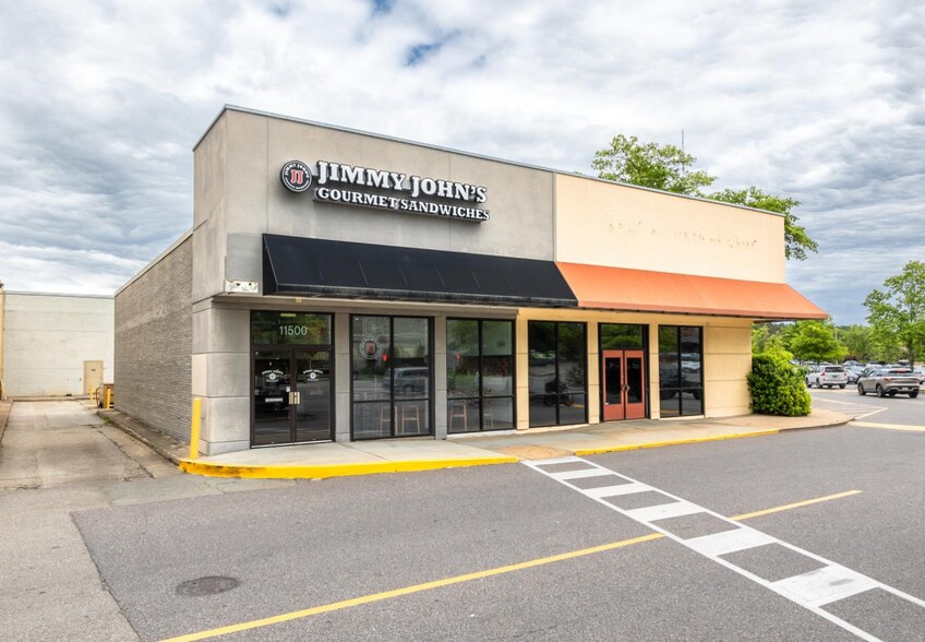 More Photos Of 11500 Midlothian Tpke, Richmond General Retail For Lease
