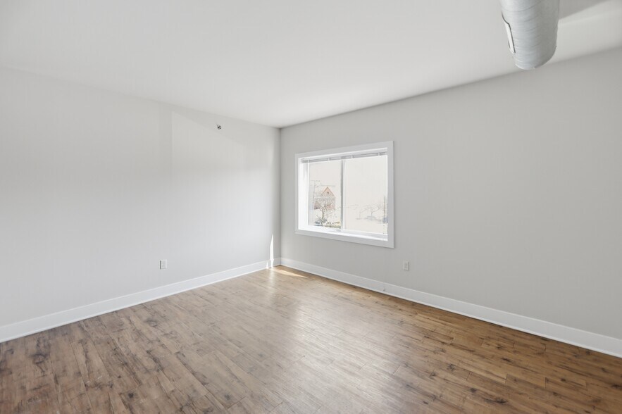 More Photos Of 712-714 E Fayette St, Syracuse Apartments For Sale
