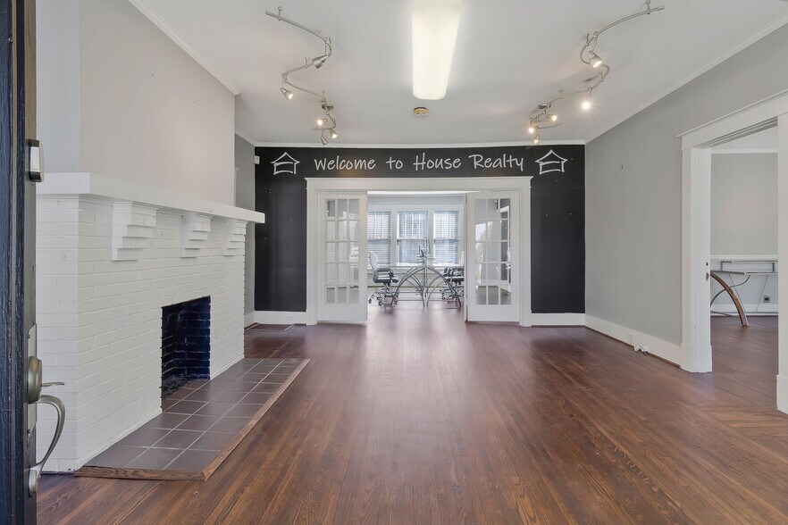 More Photos Of 131 Donelson Pike, Nashville Loft Creative Space For Sale