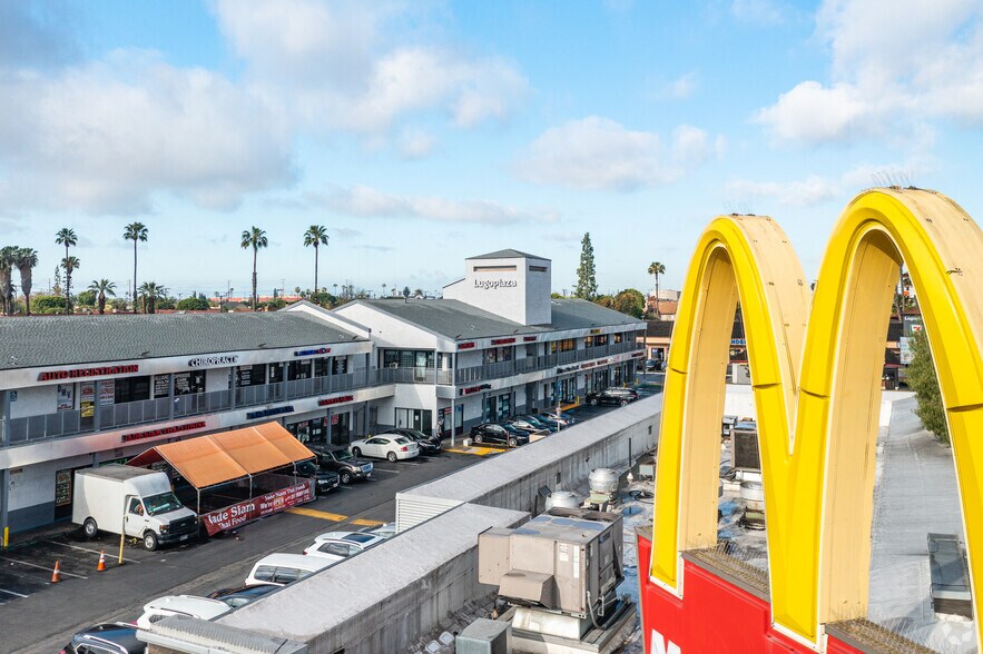 More Photos Of 2528-2570 E Slauson Ave, Huntington Park Unknown For Lease