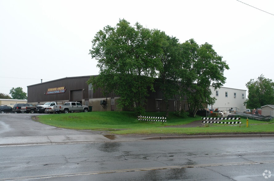Primary Photo Of 4110-4112 W Superior St, Duluth Manufacturing For Lease