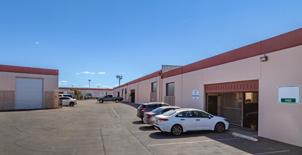 More Photos Of 1400-1430 Arrow Hwy, Irwindale Warehouse For Lease