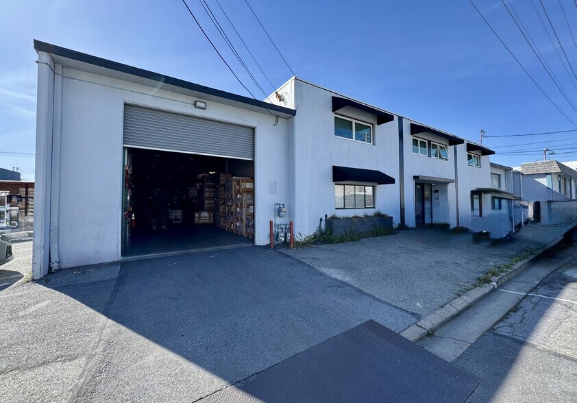 More Photos Of 931-933 American St, San Carlos Warehouse For Lease