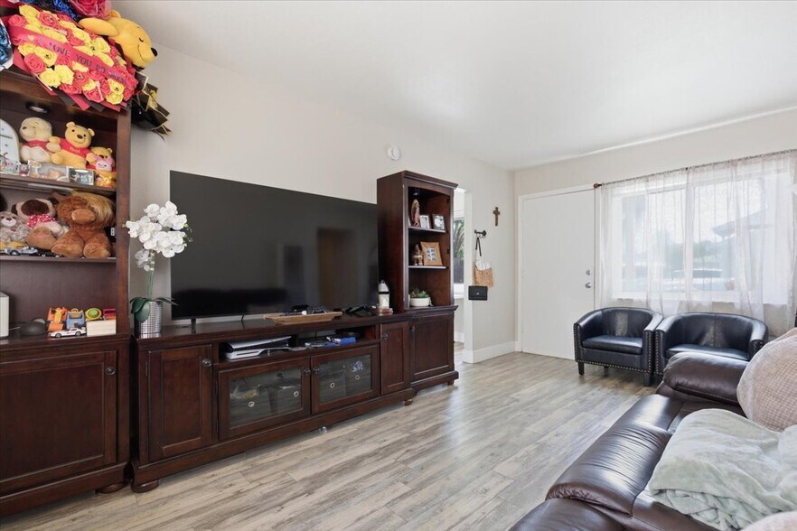 More Photos Of 882-898 W Tennyson Rd, Hayward Apartments For Sale