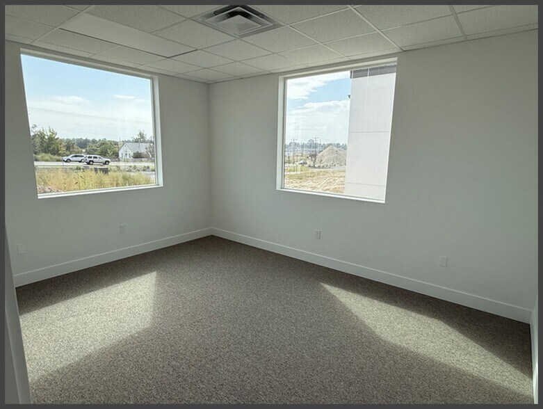 More Photos Of 3764 E Amity Ave, Nampa Office For Lease