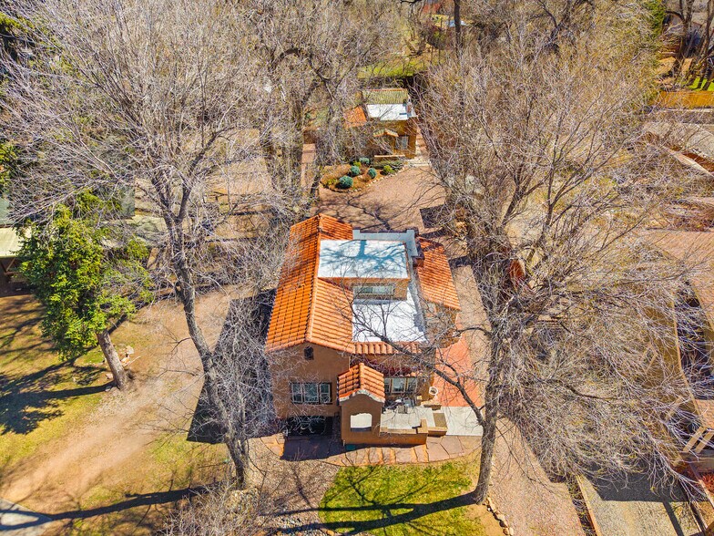 More Photos Of 1929 Woodburn St, Colorado Springs Multifamily For Sale