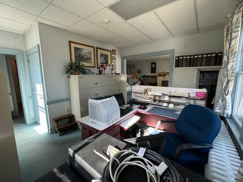More Photos Of 169 Old Zion Rd, North East Office Residential For Sale