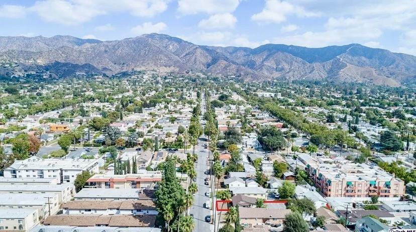 More Photos Of 1160 Linden Ave, Glendale Multifamily For Sale