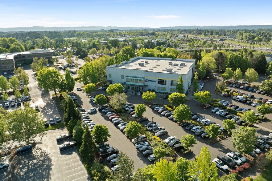 More Photos Of 1265 NW Waterhouse Ave, Beaverton Health Club For Sale