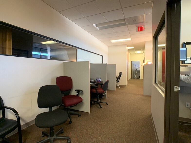 More Photos Of 680 Fletcher Pky, El Cajon Office For Lease