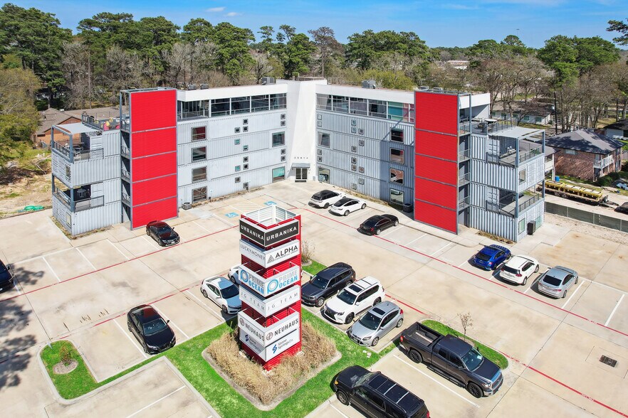 More Photos Of 25814 Budde Rd, Spring Loft Creative Space For Lease