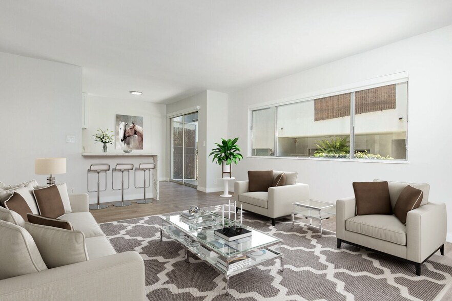 More Photos Of 1428 12th St, Santa Monica Apartments For Sale