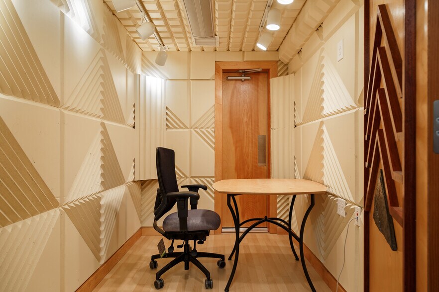 More Photos Of 1315 Cornwall Ave, Bellingham Office For Lease