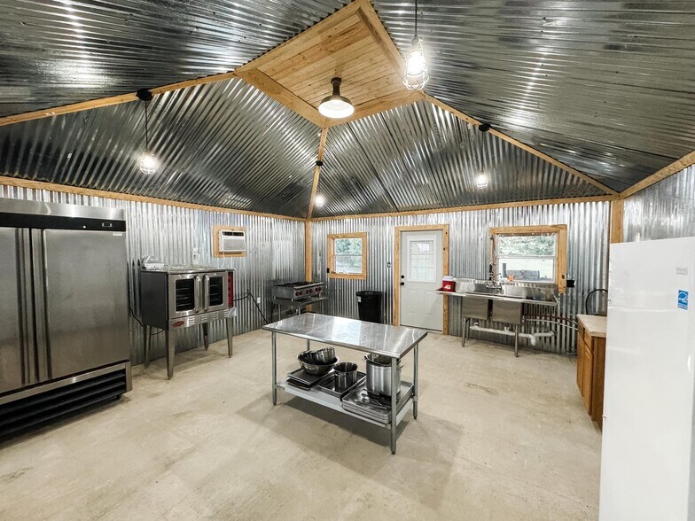 More Photos Of 76 Sunset Ln, Oak Ridge Lodge Meeting Hall For Lease