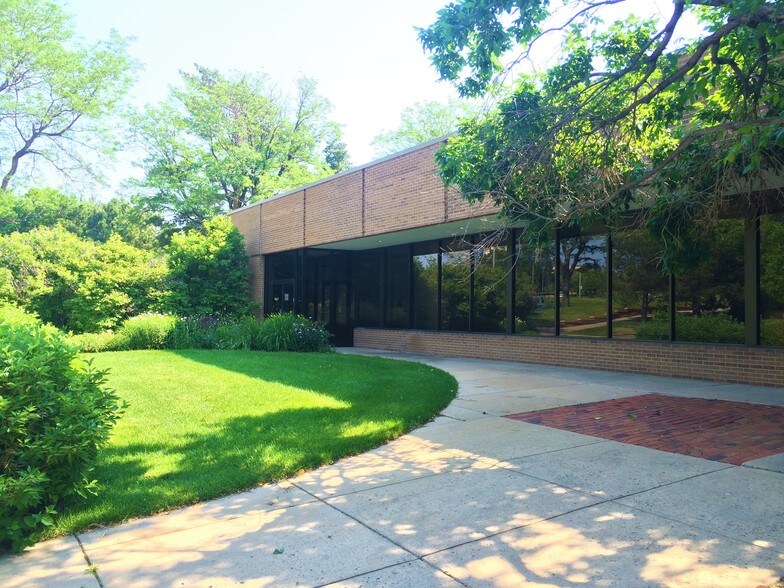 More Photos Of 1 Inverness Dr E, Englewood Office For Sale