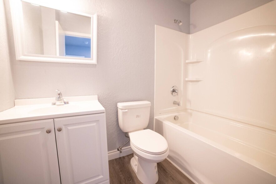 More Photos Of 809 15th St, Fort Benton Apartments For Sale