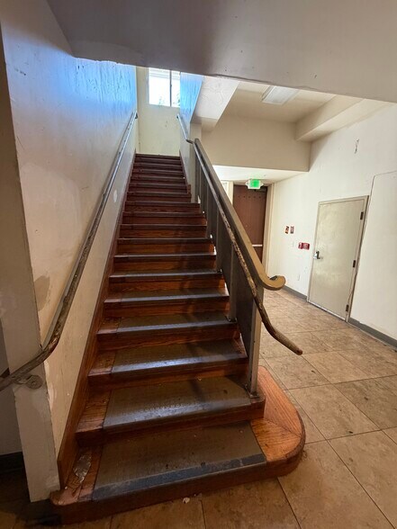 More Photos Of 168 S 11th St, San Jose Sorority Fraternity House For Sale