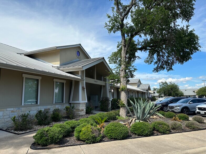 Primary Photo Of 1907 Cypress Creek Rd, Cedar Park Office For Sale