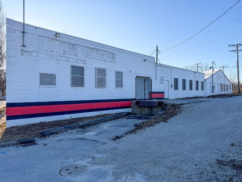 More Photos Of 4602 N 20th St, Milwaukee Warehouse For Sale
