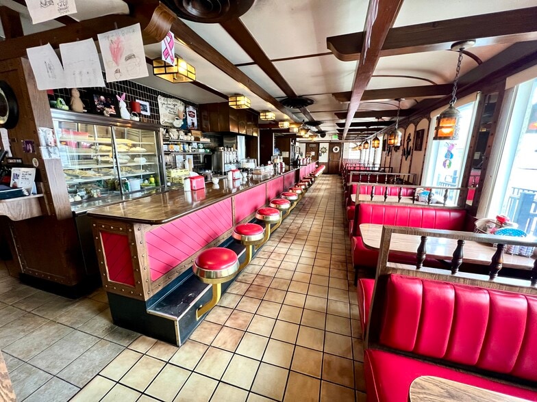 More Photos Of 189 Claremont Ave, Tamaqua Restaurant For Sale