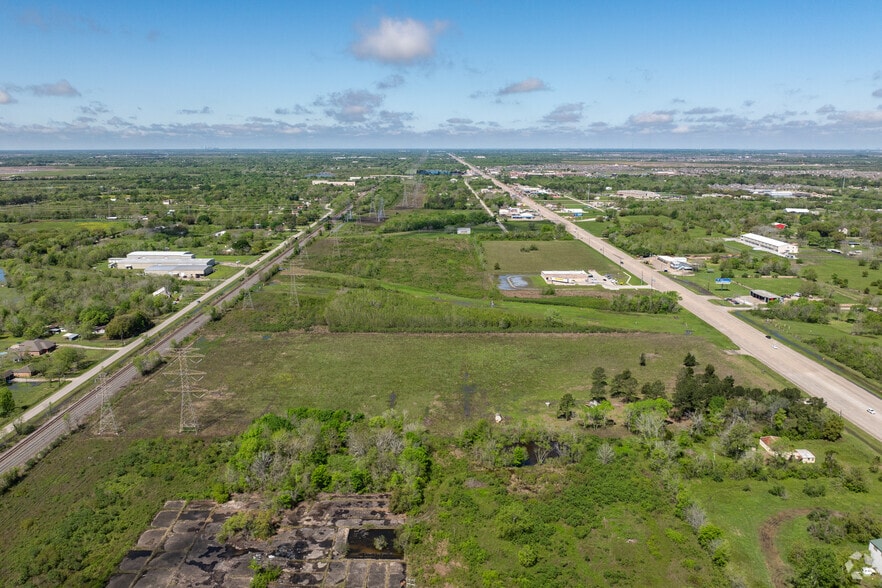 More Photos Of 20910 State Hwy 6, Manvel Land For Sale