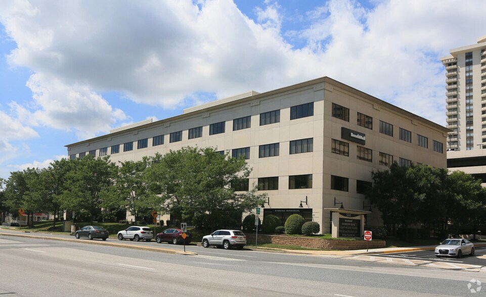 More Photos Of 501 Fairmount Ave, Towson Medical For Lease
