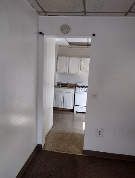 More Photos Of 807 E Main St, Waterbury Apartments For Sale
