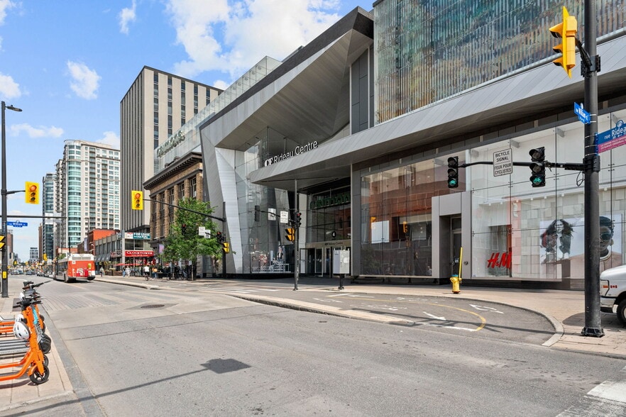 More Photos Of 41-45 Rideau St, Ottawa Office For Lease