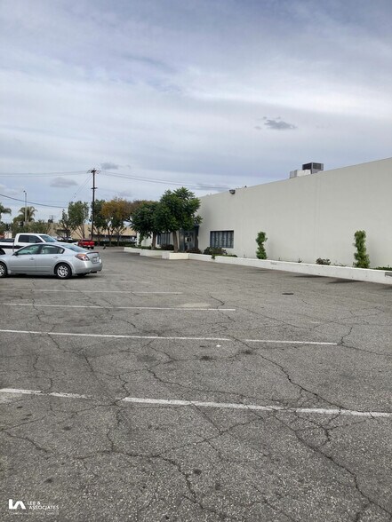 More Photos Of 16400 Garfield Ave, Paramount Warehouse For Sale