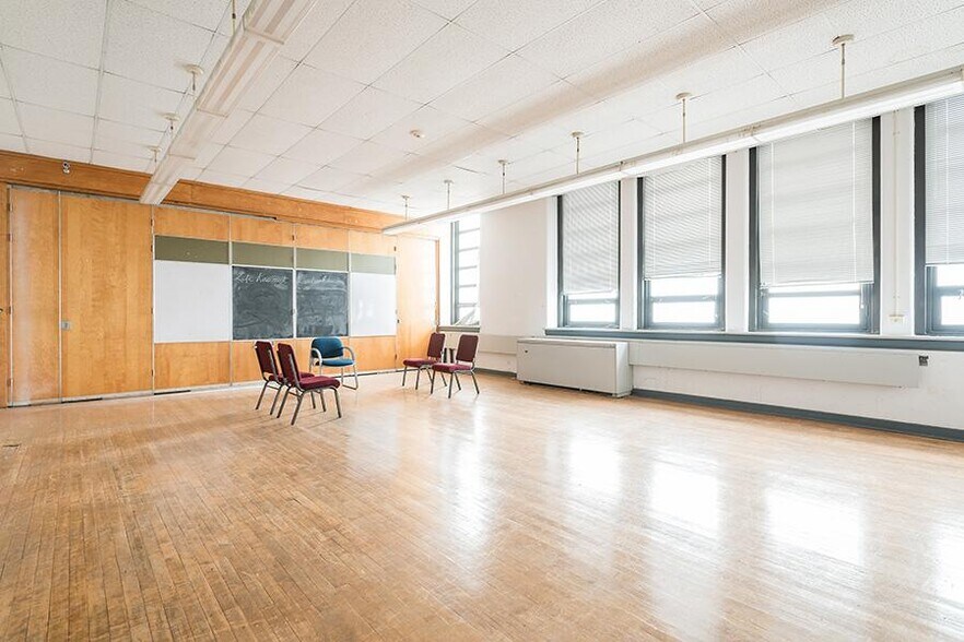 More Photos Of Sojourner Douglass College, Baltimore Schools For Sale