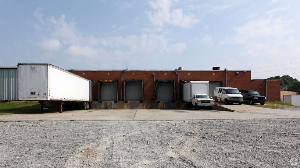 More Photos Of 2309 Dunmore Ct, High Point Manufacturing For Lease