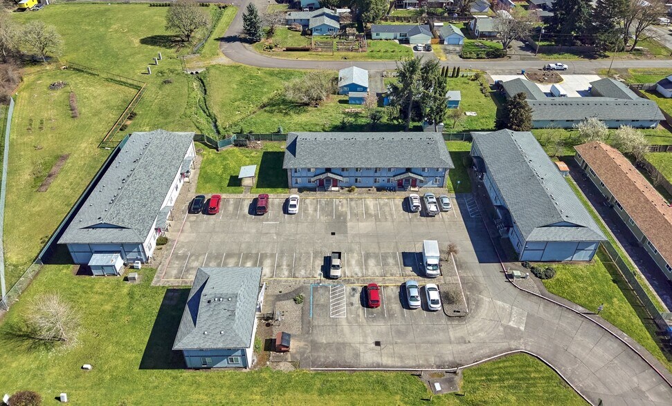 More Photos Of 351 Main St, Jefferson Apartments For Sale