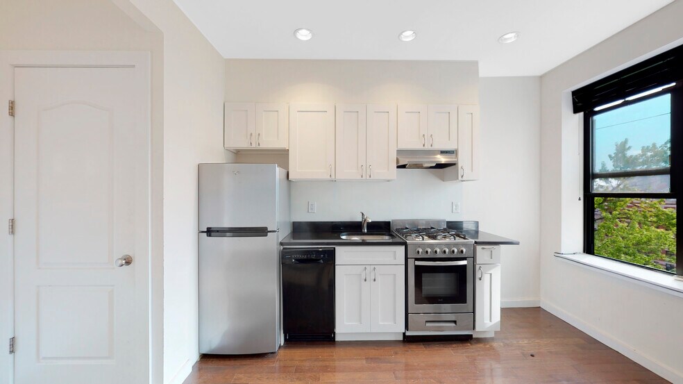 More Photos Of 25 Hamilton Ter, New York Apartments For Sale