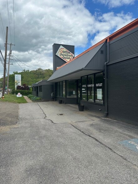 More Photos Of 3114 William Flynn Hwy, Glenshaw Warehouse For Lease