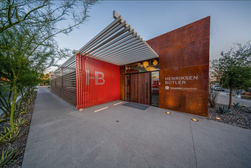 More Photos Of 630 S 11th St, Las Vegas Freestanding For Sale