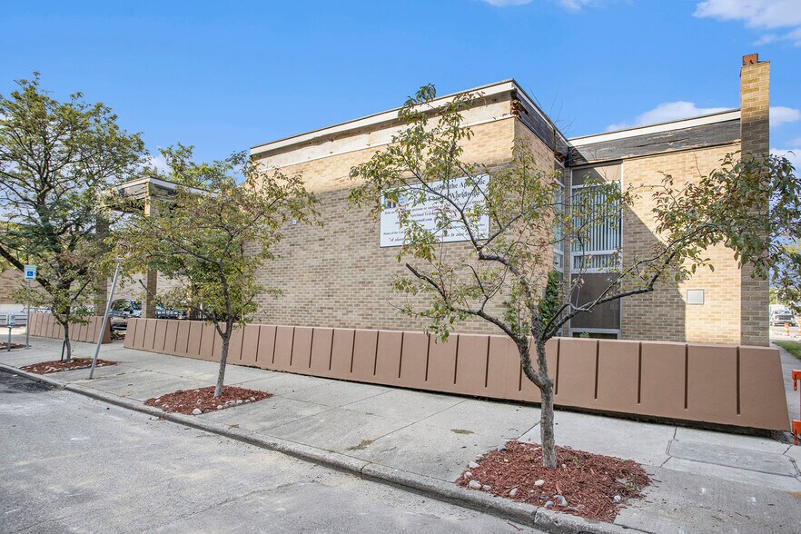 More Photos Of 135 N Church St, Kalamazoo Office Residential For Sale