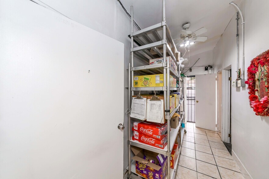 More Photos Of 1170 Wilmington Blvd, Wilmington Freestanding For Sale