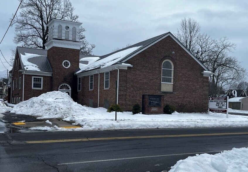 Primary Photo Of 49 Jefferson St, Phoenix Religious Facility For Lease