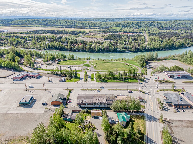 More Photos Of 44224 Sterling Hwy, Soldotna Storefront For Lease