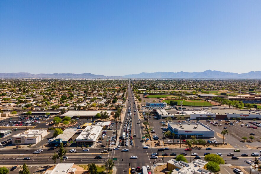 More Photos Of 5045 W Indian School Rd, Phoenix Freestanding For Lease