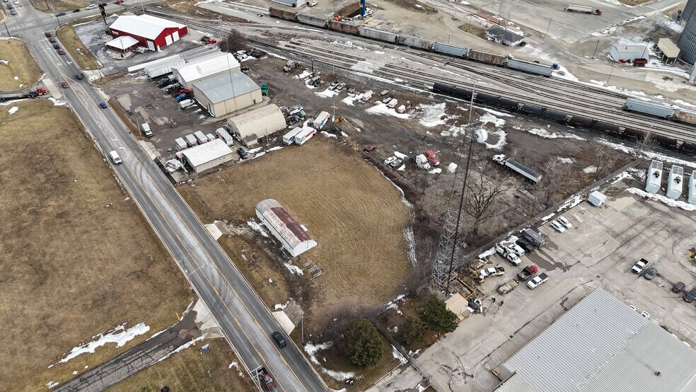 More Photos Of 2323-2331 Campbell Rd, Sidney Warehouse For Sale