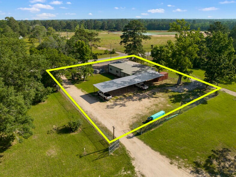 More Photos Of 13568 Oil Field Rd, Conroe Office Residential For Lease