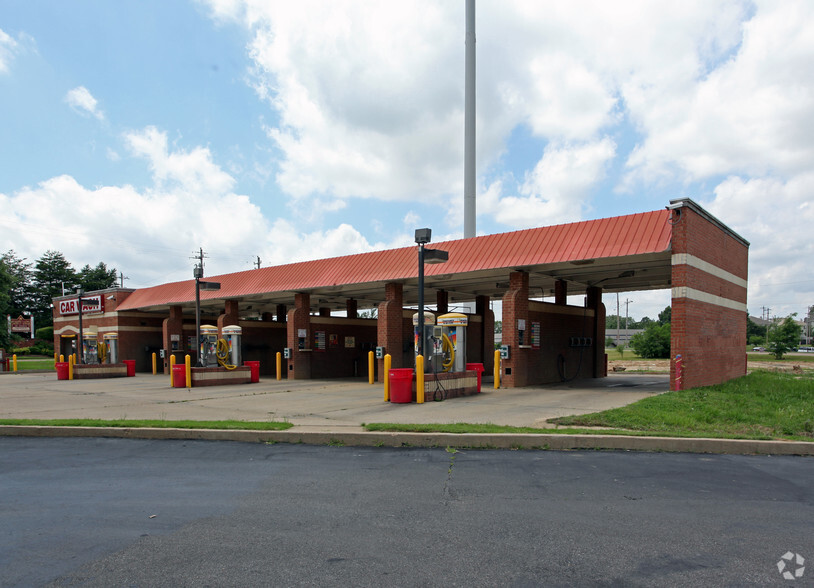 Primary Photo Of 7980 Club Pky, Cordova Carwash For Sale