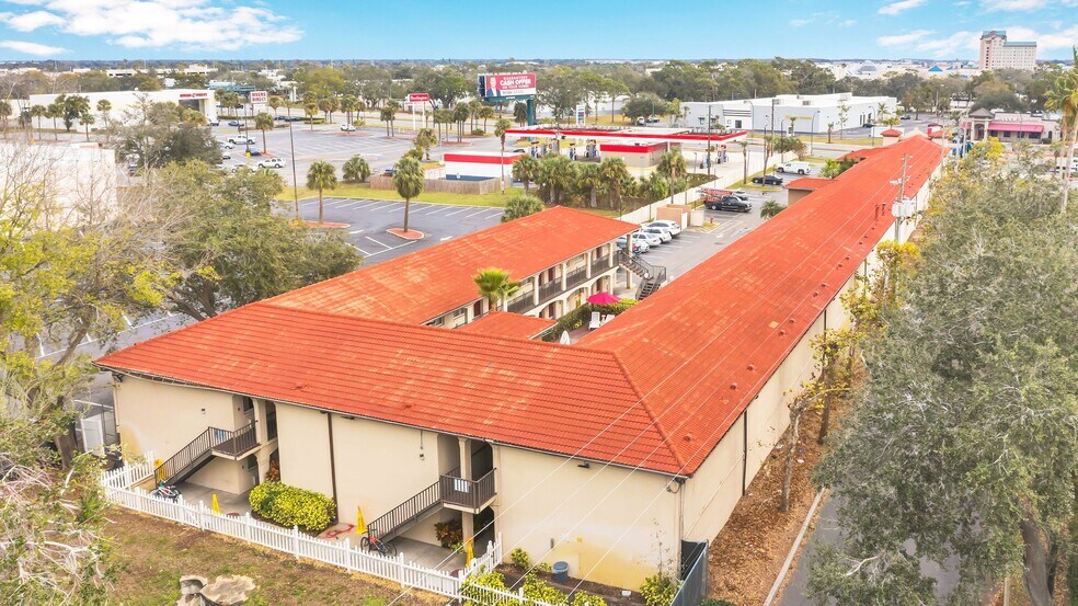 More Photos Of 8296 S Orange Blossom Trl, Orlando Hotel For Sale