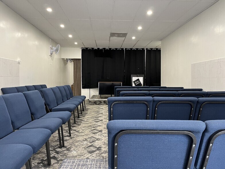 More Photos Of 17204 Linden Blvd, Jamaica Storefront Retail Residential For Sale