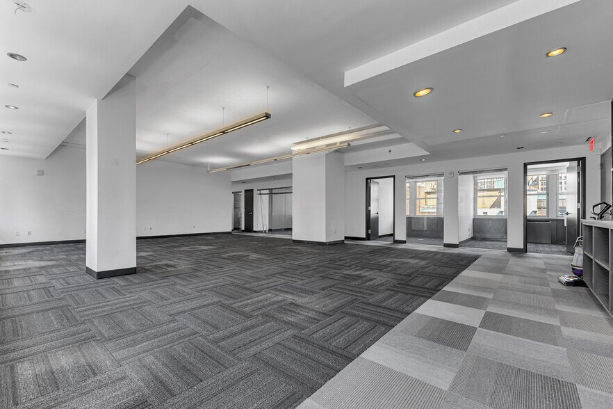 Primary Photo Of 131 W 33rd St, New York Office For Sale