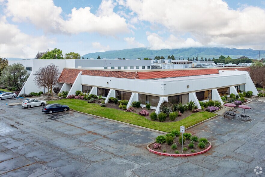 More Photos Of 521 Cottonwood Dr, Milpitas Office For Lease