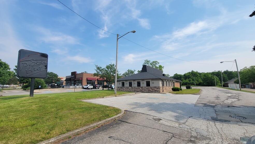 More Photos Of 18055 Bagley Rd, Middleburg Heights Fast Food For Sale